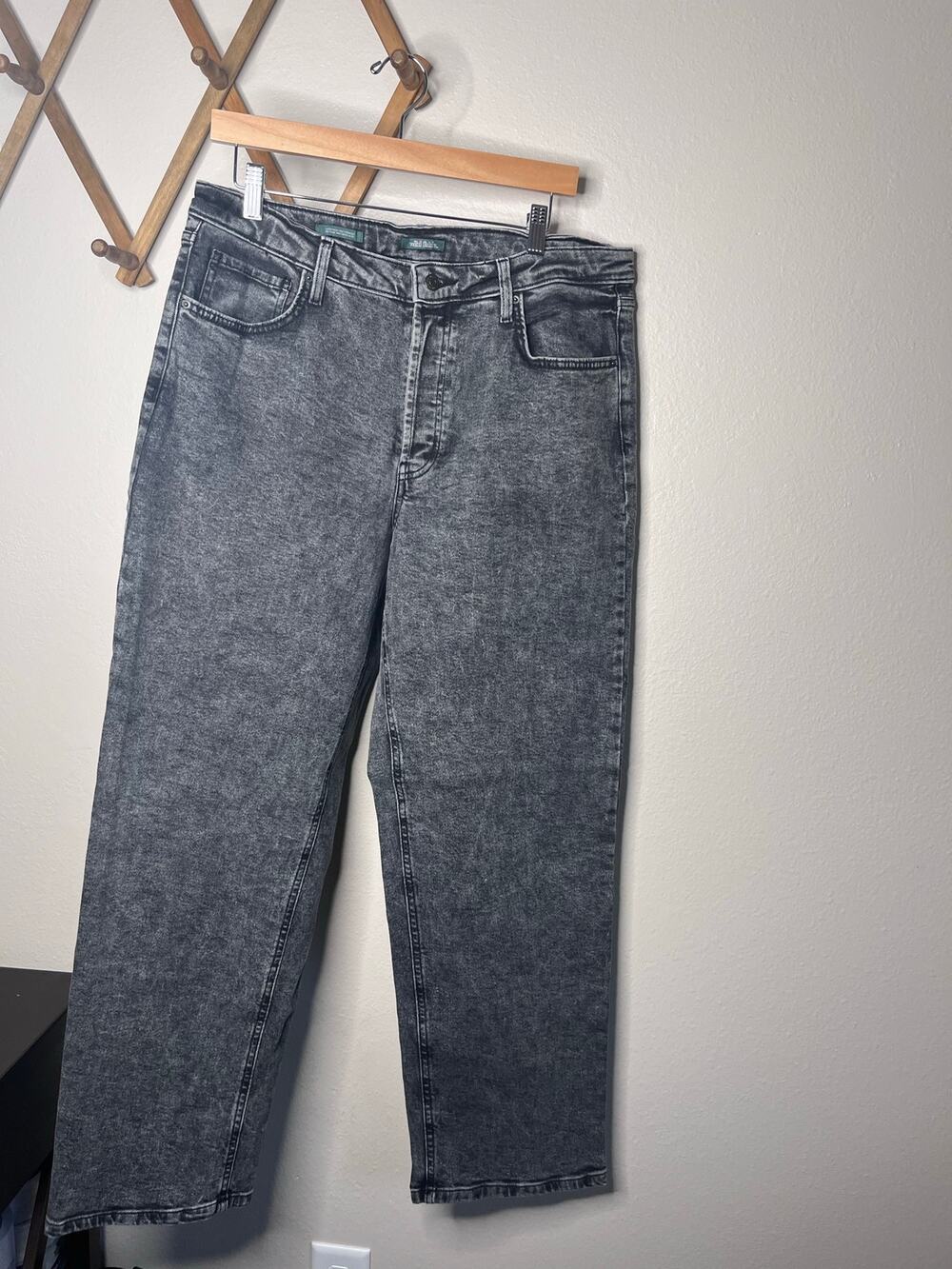 WILD FABLE Gray Acid Wash High Rise Straight Leg Denim Jeans Women Size 14